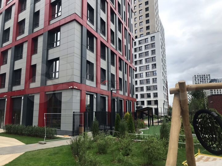 Сдам торговое помещение, 77 м²