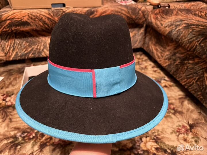 Новая шерстяная шляпа Benetton