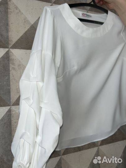 Блузка белая 44 S