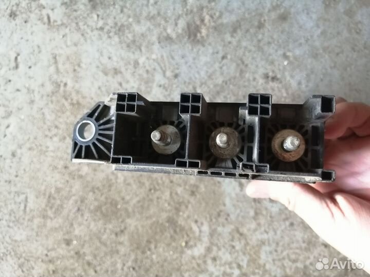 Блок предохранителей Renault fluence