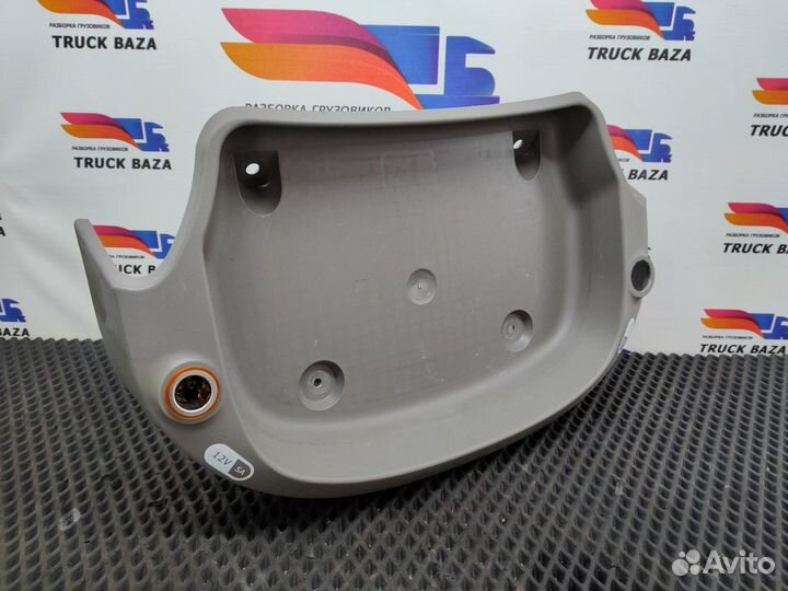 Полка панели приборов Daf XF105