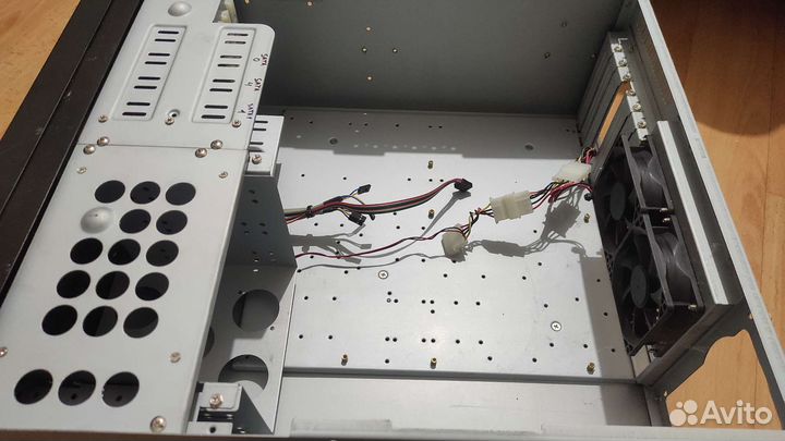 Корпус от видеорегистратора сервер DVR-I-RM-4U-E16