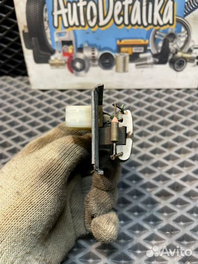 Резистор печки Volkswagen Passat B3