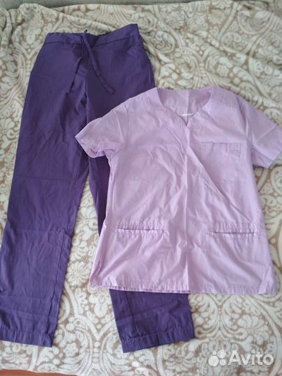 Медицинский костюм 42