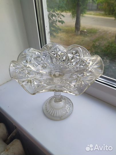 Старинная ваза