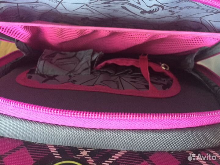 Рюкзак школьный hummingbird