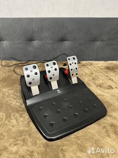 Игровой руль logitech g25