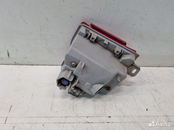 Фонарь противотуманный задний правый Toyota Land