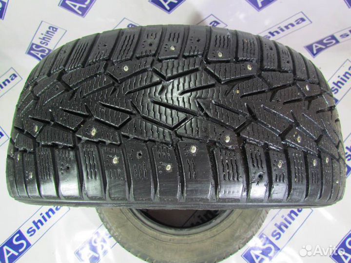 Nokian Tyres Hakkapeliitta 7 215/50 R17 88R
