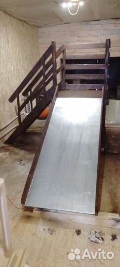 Деревянная горка