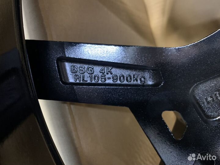 Диски на Range Rover Sport Рендж Ровер Спорт R22