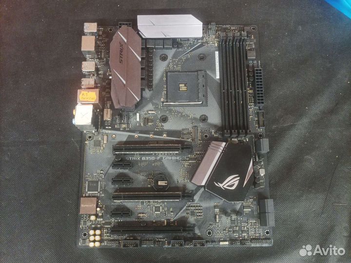 Материнская плата