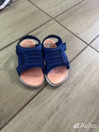 Сандалии adidas детские 25