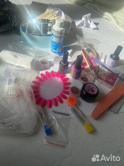 Лампа для сушки ногтей