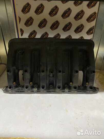 Впускной коллектор BMW 5-Series 530I E60