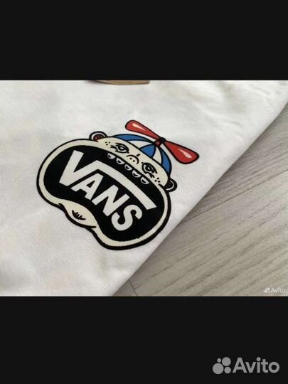 Футболка мужская новая