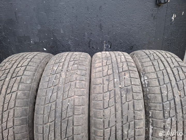 Federal Himalaya Iceo 215/60 R17