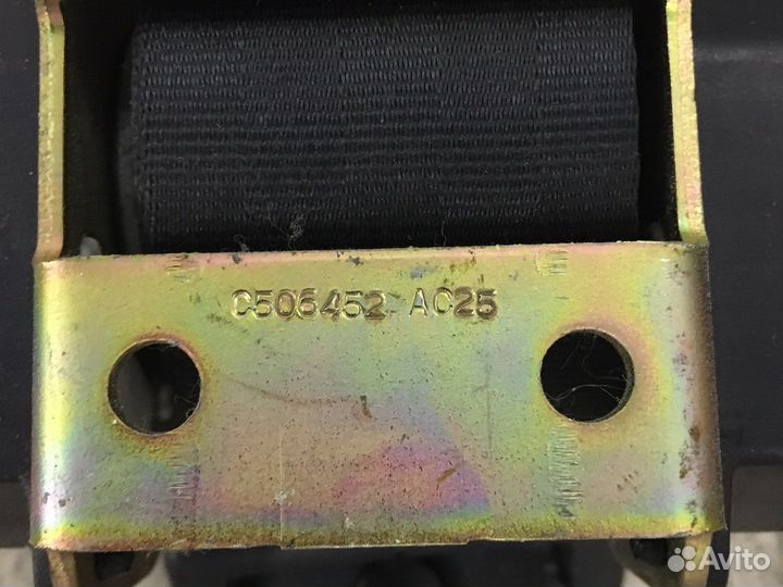 Ремни безопасности задние Peugeot 307 (2881)