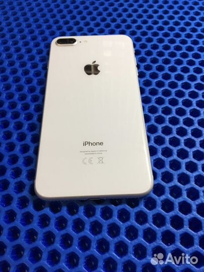 iPhone 8 plus 64gb