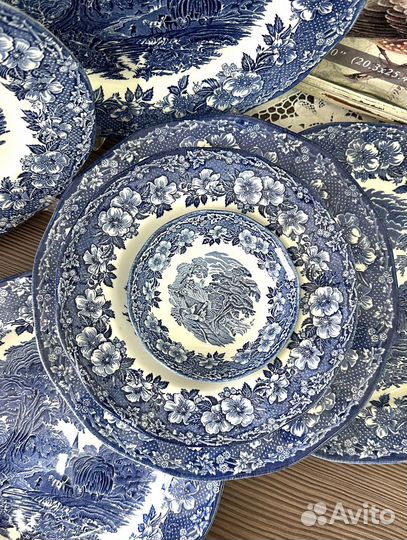 Тарелки Staffordshire Woodland