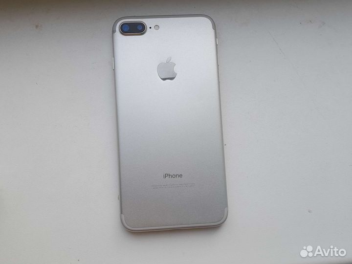 Телефон iPhone