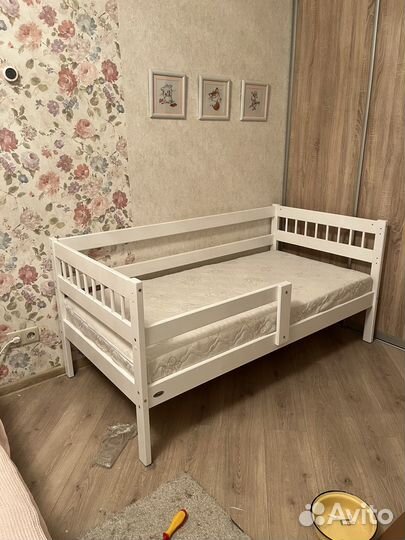 Детская кровать с ортопедическим матрасом