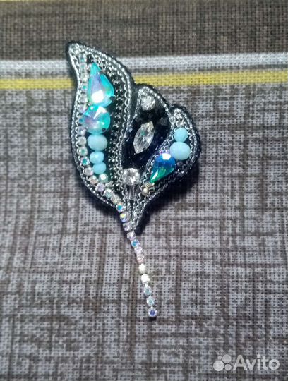 Броши Пёрышки