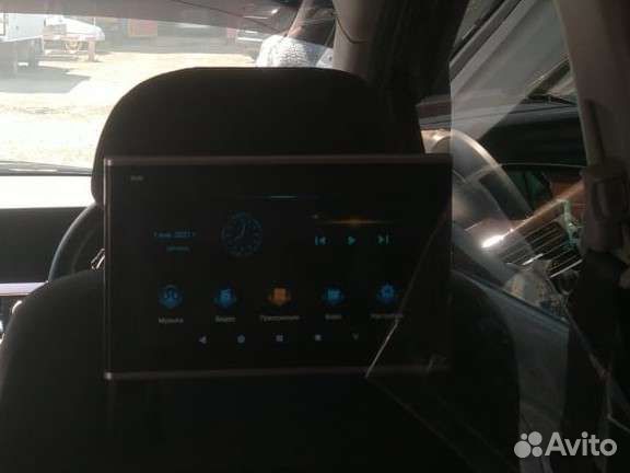 Монитор для задних пассажиров