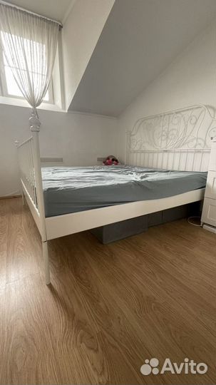 Кровать IKEA 180*200