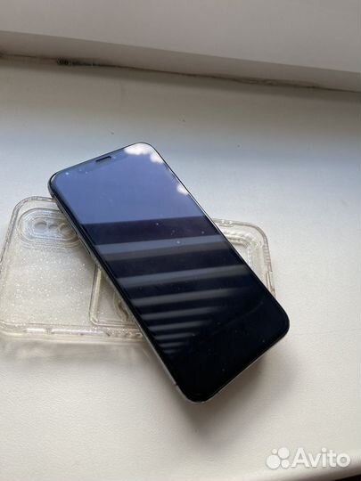 Телефон iPhone xs