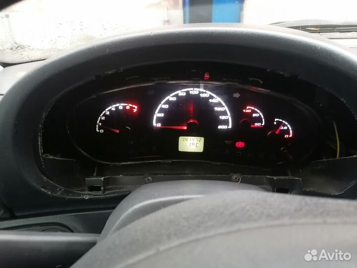 Продаю щиток приборов приора, калина