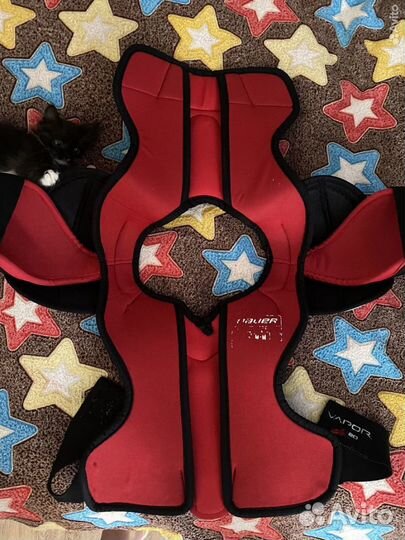 Нагрудник хоккейный