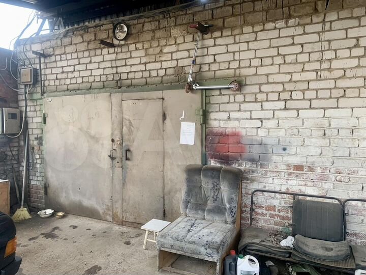 Гараж, > 30 м²