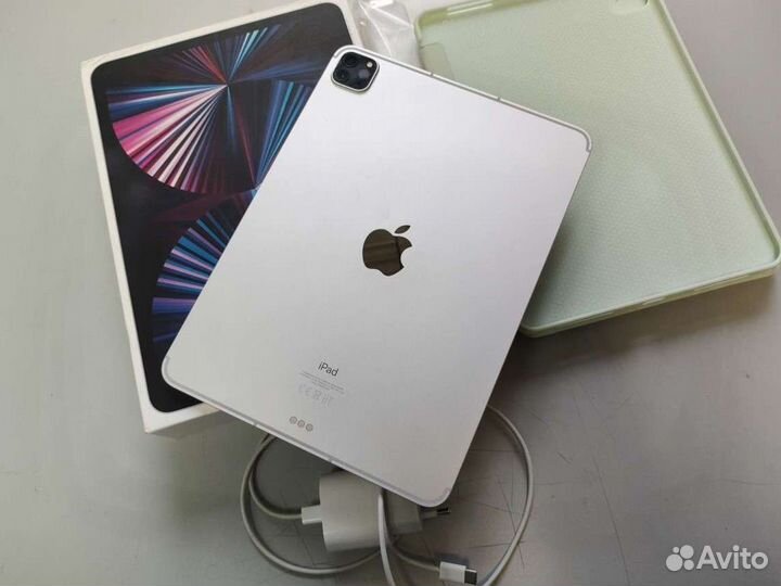 Идеальный iPad pro 11 1024Gb LTE cerulla