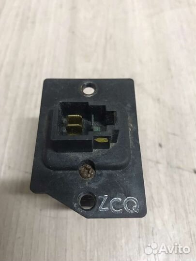 Резистор печки hyundai sonata 4 EF