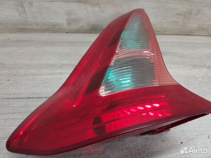 Фонарь задний левый Citroen C4 I (2004—2014)