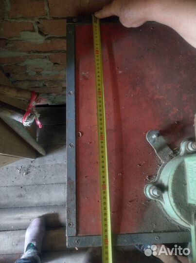 Верстак с тисками, советский