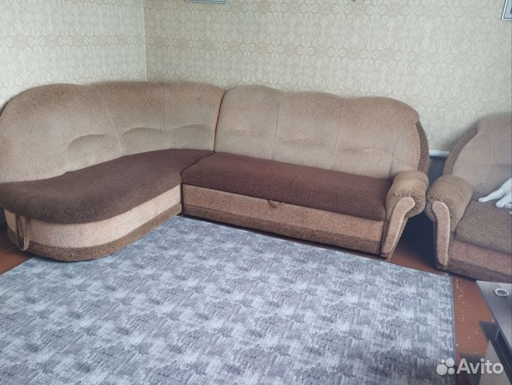 Угловой диван бу