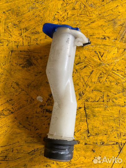 Горловина омывателя Volvo S80 TS D5244T 2005