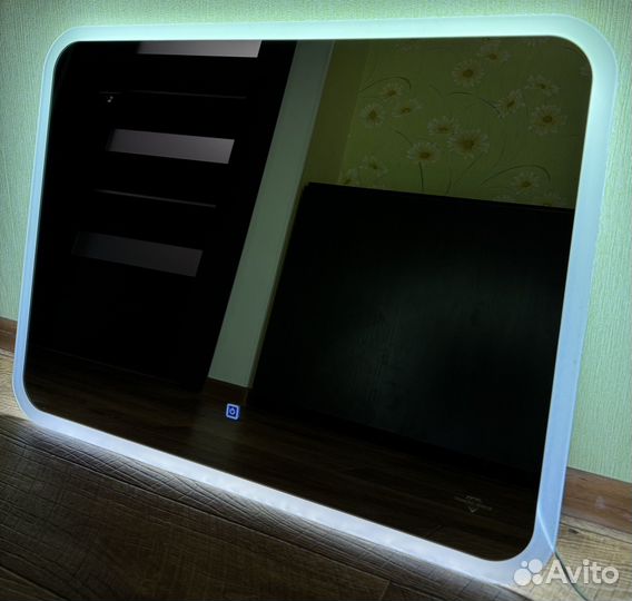 Зеркало с подсветкой