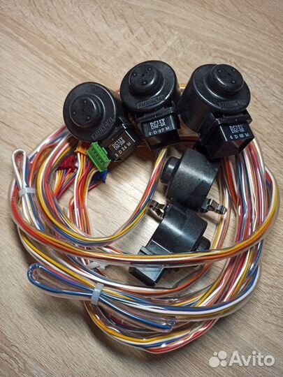 Daikin 300944P motor operated valve coil assy