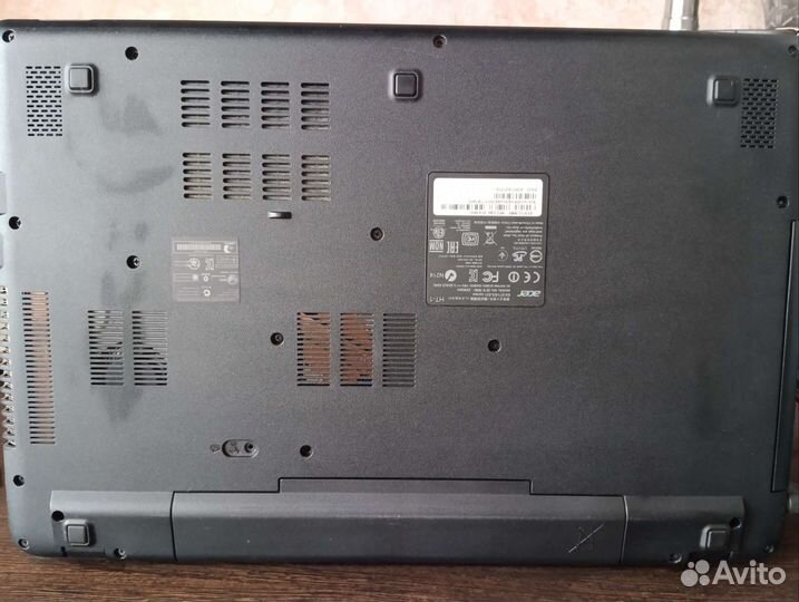 Acer Aspire E5-571G-568M