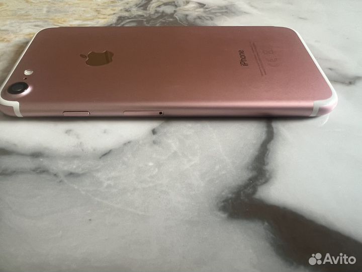 iPhone 7, 32 ГБ