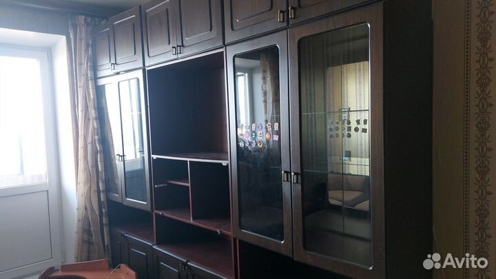 Продам стенку бу. 3 секции