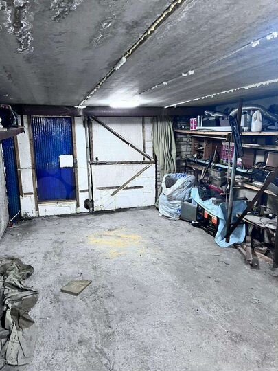 Гараж, > 30 м²