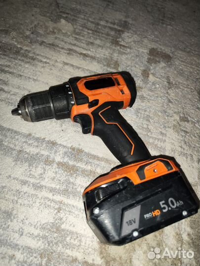 Шуруповерт AEG