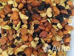 Орехи и сухофрукты