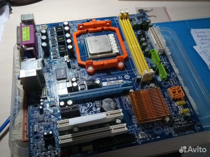 Материнская плата с процессором AM2