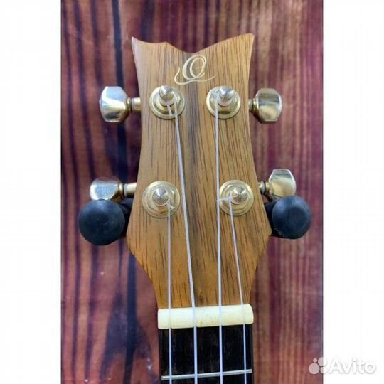 Укулеле сопрано со звукоснимателем Ortega + Аксесс