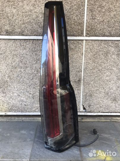 Фонарь задний escalade